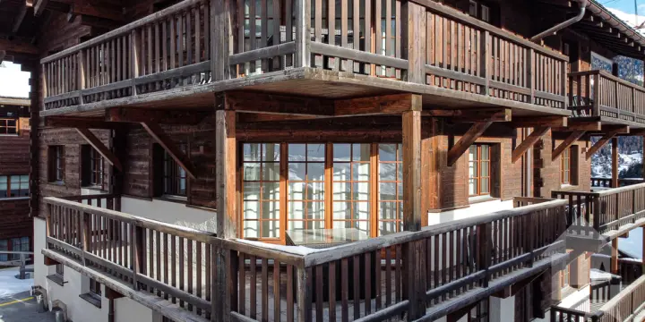 Séduisant appartement au centre du village