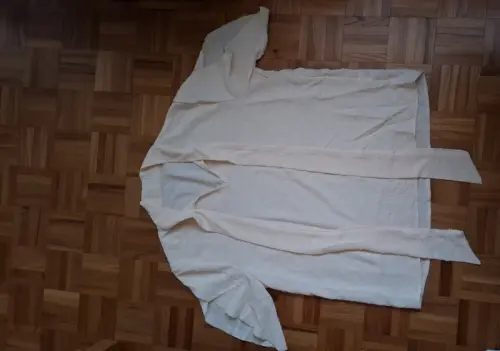 Blouse Shein rose pâle à Moutier