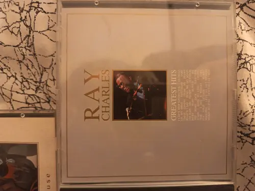 RAY CHARLES GREATEST HITS CD à Interlaken