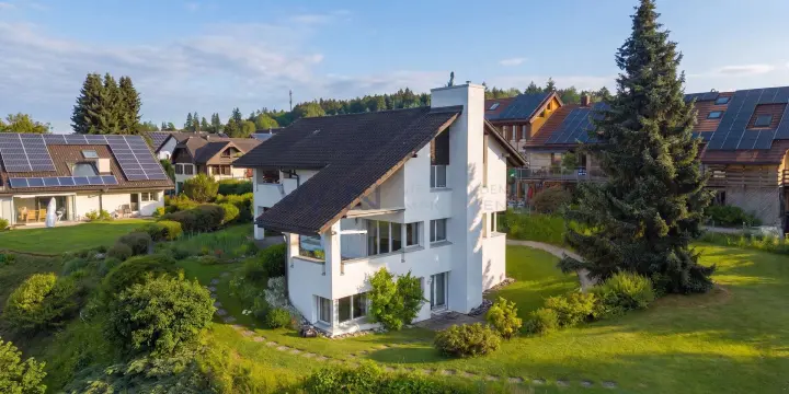 Einzigartige Lage mit traumhaften Ausblick