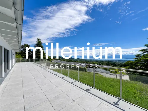 Villa d'exception avec vue panoramique sur le lac Léman et les Alpes à Nyon