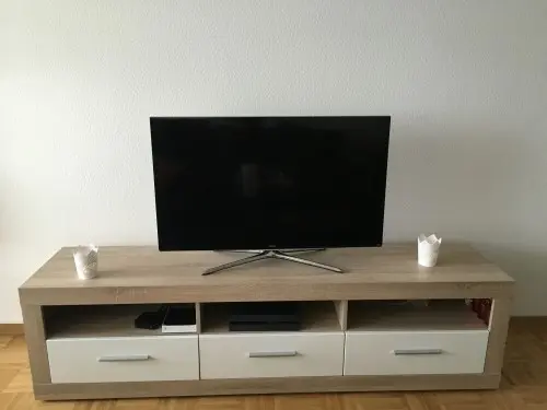 Meuble TV tout neuf à Neuchâtel