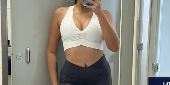 Appel rose très coquine