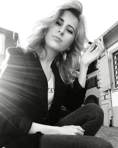 Model 25 ans à Basel