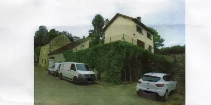 pavillon, petit terrain et dépendances