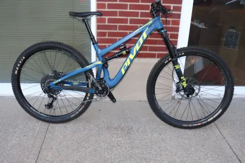 2020 Pivot Firebird 29 Race XO1 MountainBike S à Neuchâtel