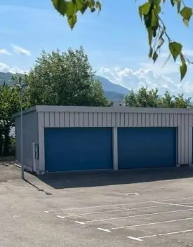 Garage/ local de stockage/ entrepôt 80 m2 à geneve