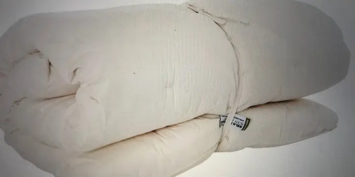 matelas futon une place qui se roule pour voyages