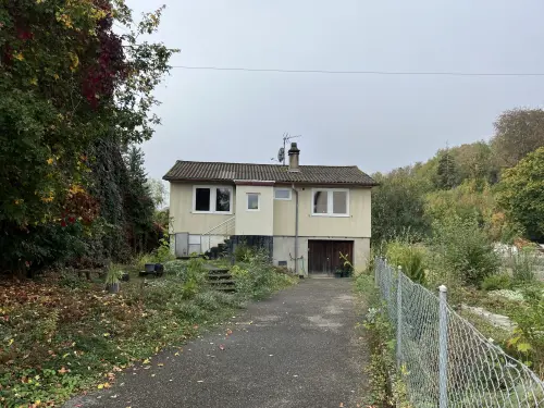 À vendre à Rocourt charmante maison rénovée de 4.5 pièces