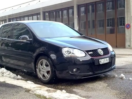 VW golf v à la chaux de fonds