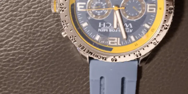 Montre bleu neuf