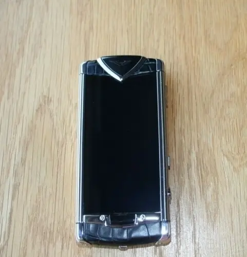 Vertu Constellation - alligator noir Ltd à Luzern