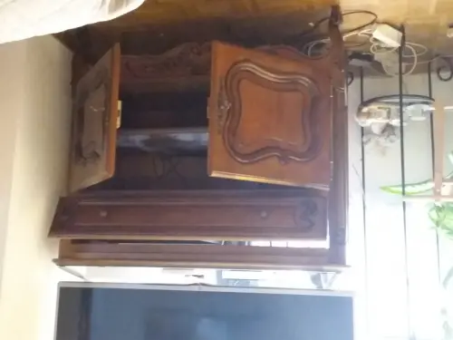 Meuble  TVE / Commode à Onex
