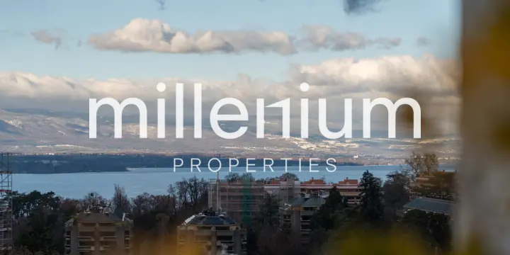 Duplex en attique avec vue panoramique exceptionnelle!