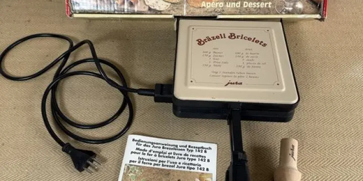 Appareil à bretzels JURA type 142 B – Vintage