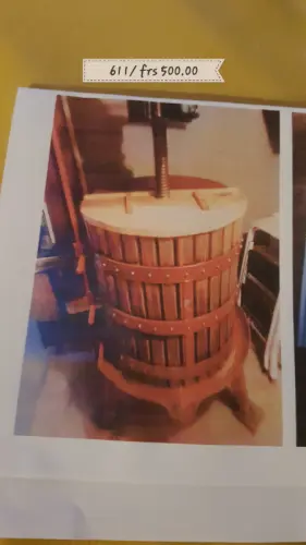 Tonneau hydrolique à Vouvry