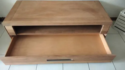 Meuble TV en bois à Martigny
