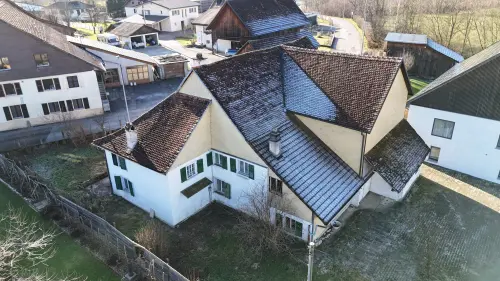 À vendre maison familiale de 5.5 pièces à rénover à Corban à Corban