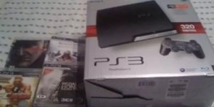 playstation 3 320gb +17 jeux / iphone 4