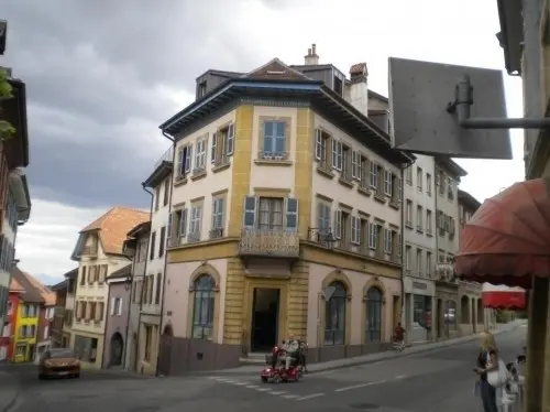 Local avec vitrine - Rue du Grand-Pont 1 à Orbe à Orbe