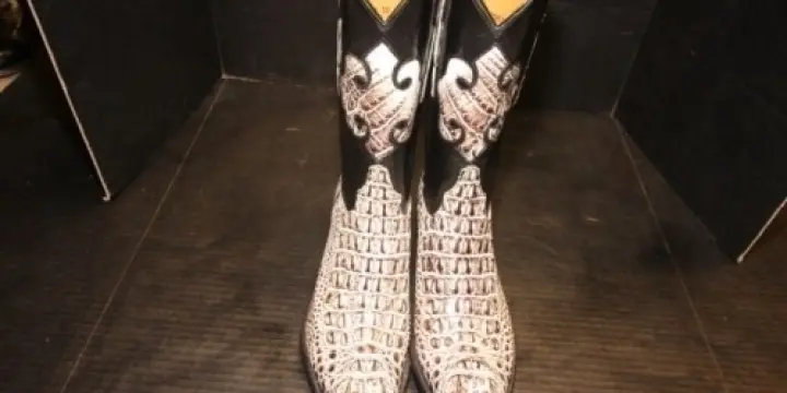 Lucchese Classics cowboy boots HB gator 