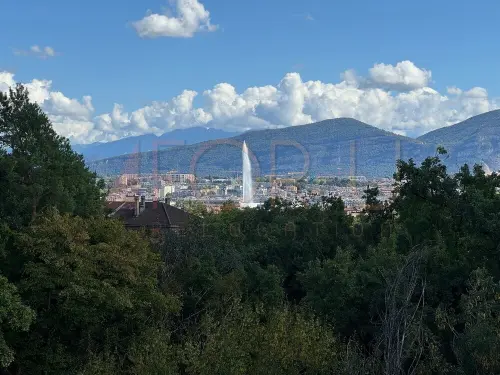 Superbe attique 6.5 pièces neuf avec 2 terrasses et vue près de l'ONU à Genève