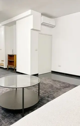 Appartement 4P entièrement rénové à Genève à Genève