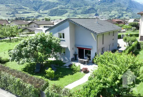 Splendide villa de 4.5p + annexe, calme, ensoleillé, vue à Saillon