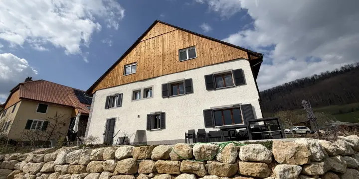 À louer à Montavon magnifique appartement de 5.5 pièces