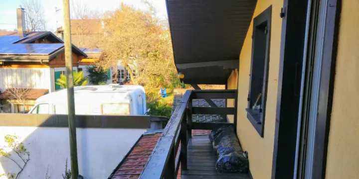 Studio meublé, calme, volumineux, balcon