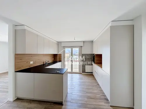 Chamoson, appartement de 3.5 pièces rénové à Chamoson