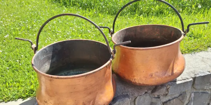2 Chaudrons Cuivre déco ou autre