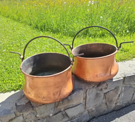 2 Chaudrons Cuivre déco ou autre