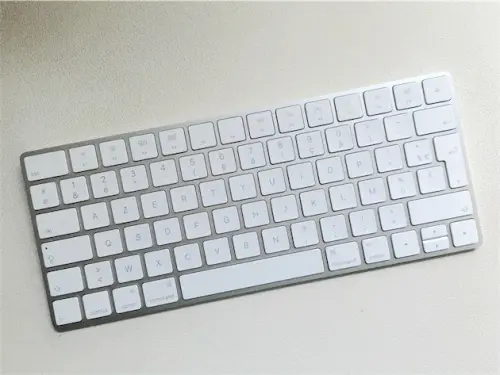 Magic Keyboard APPLE à Zug