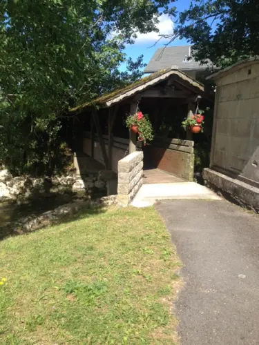 Recherche amitiés ou plus si affinités à La Sagne (Ste-Croix)