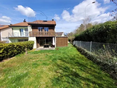 Maison jumelée composée de 5.5 pièces à Bassecourt