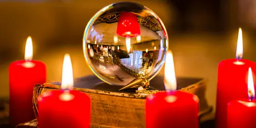 Maitre spirituel et prêtre fâ à bale