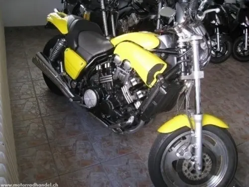 Yamaha 1200 Vmax personnalisé à La Chaux de Fonds