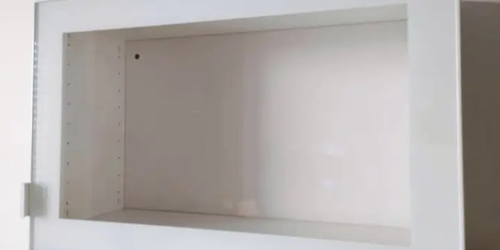 Cabinet Fénêtré IKEA
