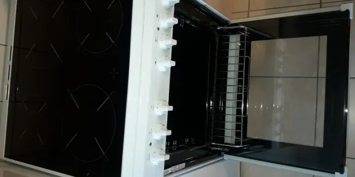 Cuisinière à vendre - excellent état