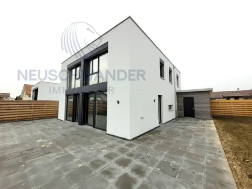 A saisir !  villa 190 m2 -  haut standing Minergie P - à Courgenay