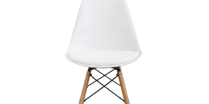 4 chaises style scandinave design Nielsen