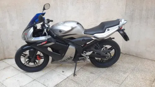 Yamaha TZR 50 (6kw) à Veyrier