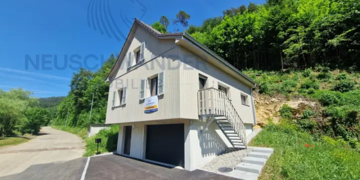 Maison neuve composée de 5.5 pces - 122 m2