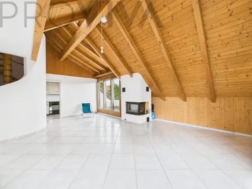 Bijou auf zwei Stockwerken à Fraubrunnen