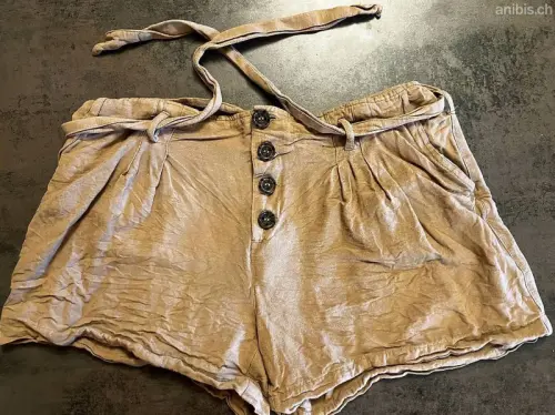 Short beige only 42 en lin à Nyon