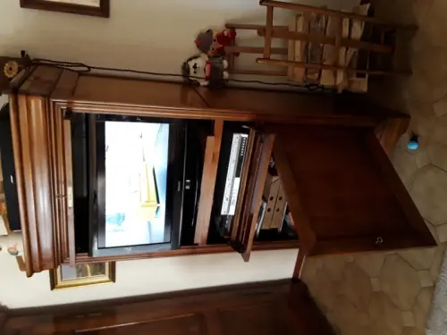 Meuble TV à Froideville