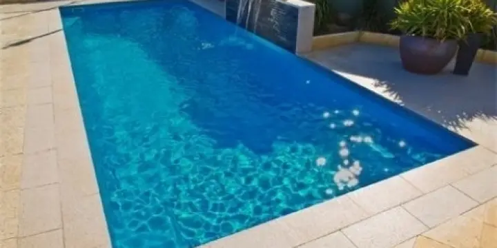 piscine neuve en coque