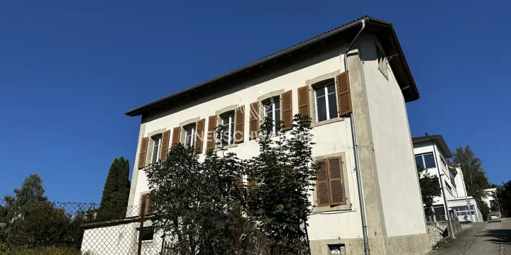 Immeuble de rendement de 3 appartements à vendre à Reconvilier