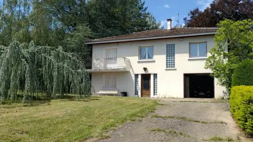VILLA 205m² DANS UN ECRIN DE VERDURE A 1H15 DE GENEVE à Saint Rémy